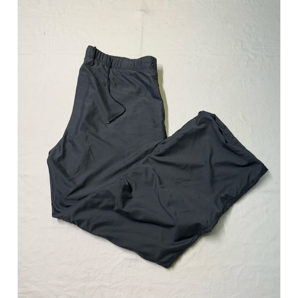 Vintage Nike  track pants boys (12-14) young size color gray straight fit